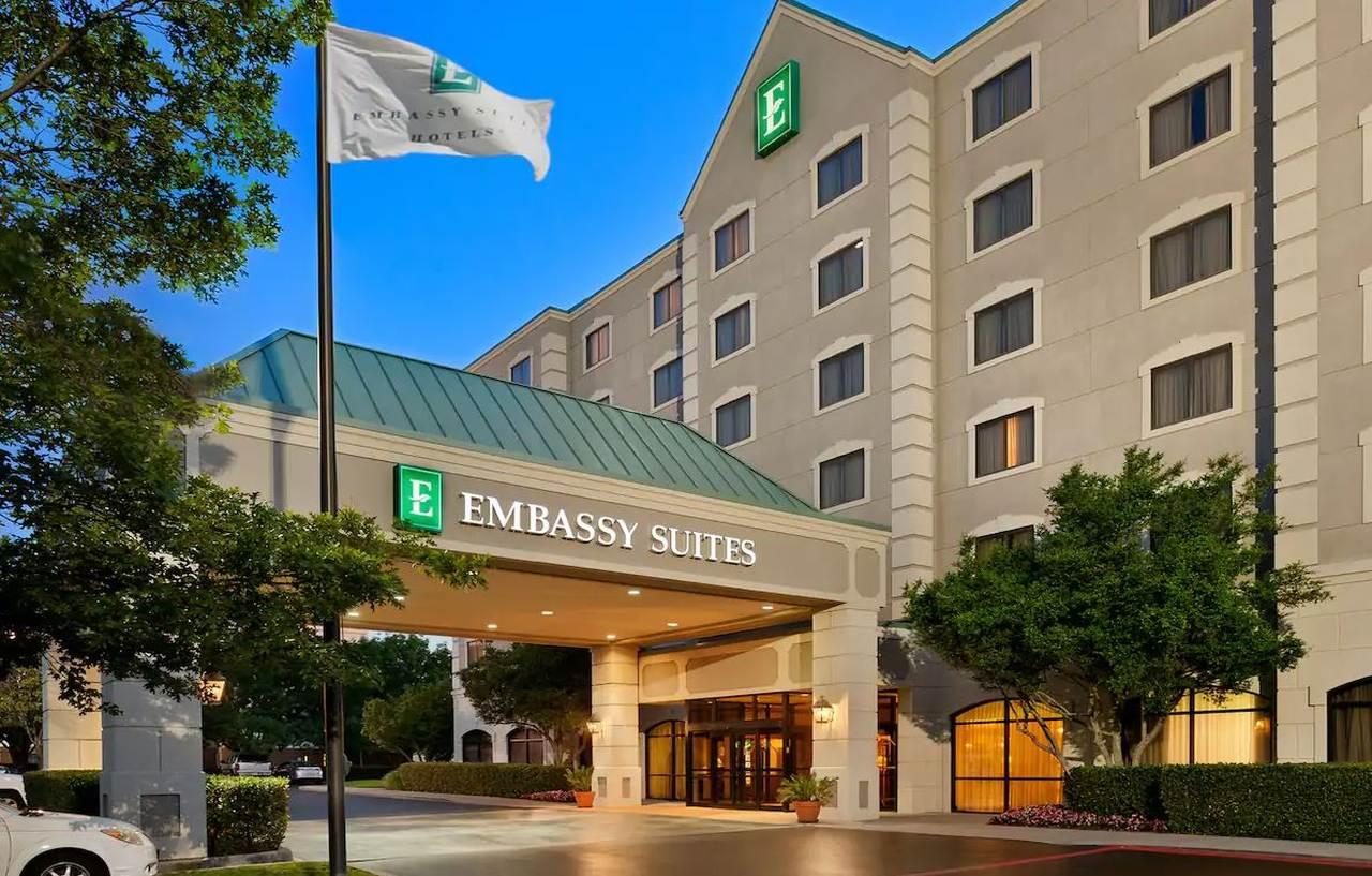 Embassy Suites By Hilton Dallas Near The Galleria מראה חיצוני תמונה