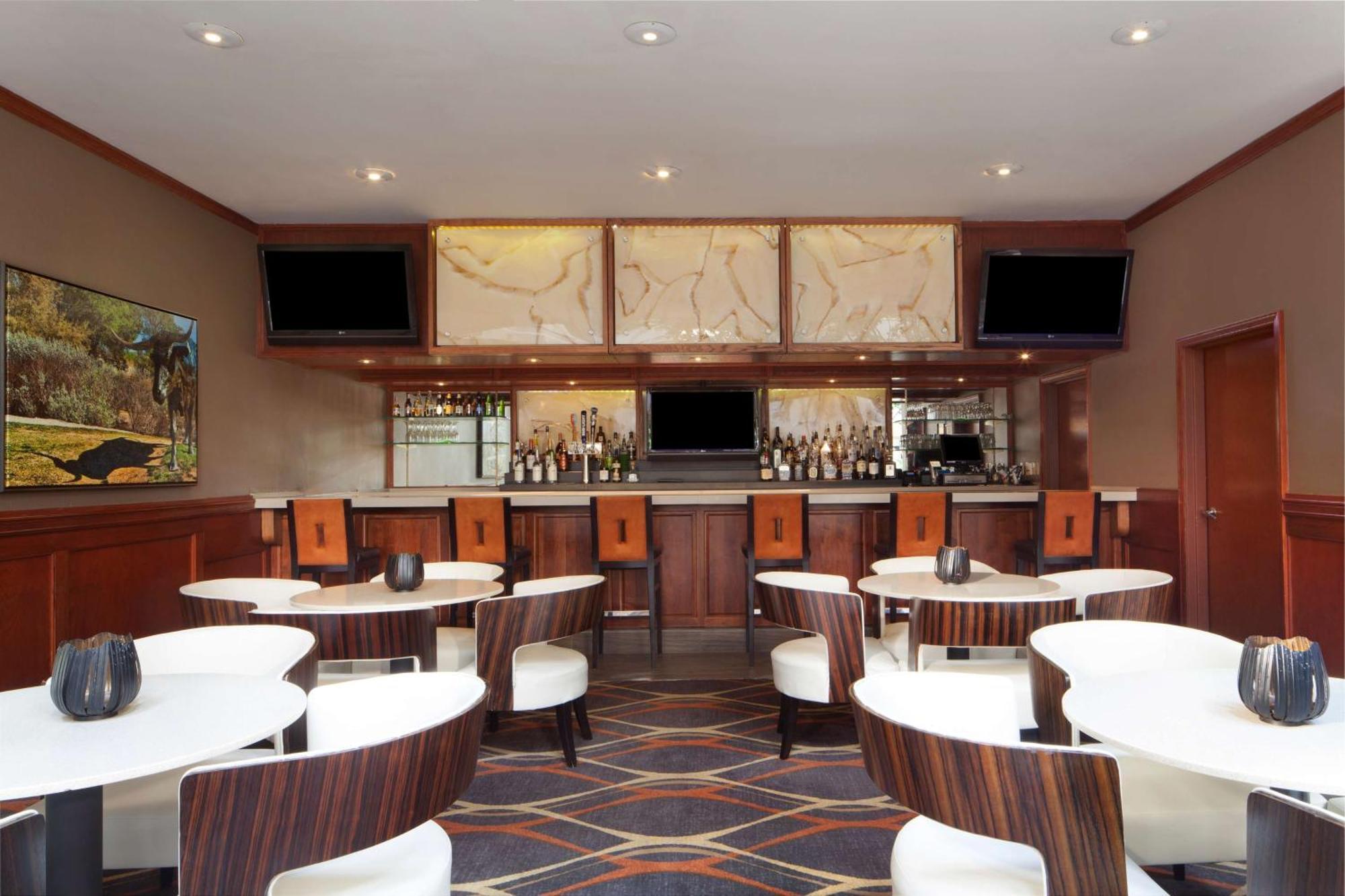 Embassy Suites By Hilton Dallas Near The Galleria מראה חיצוני תמונה