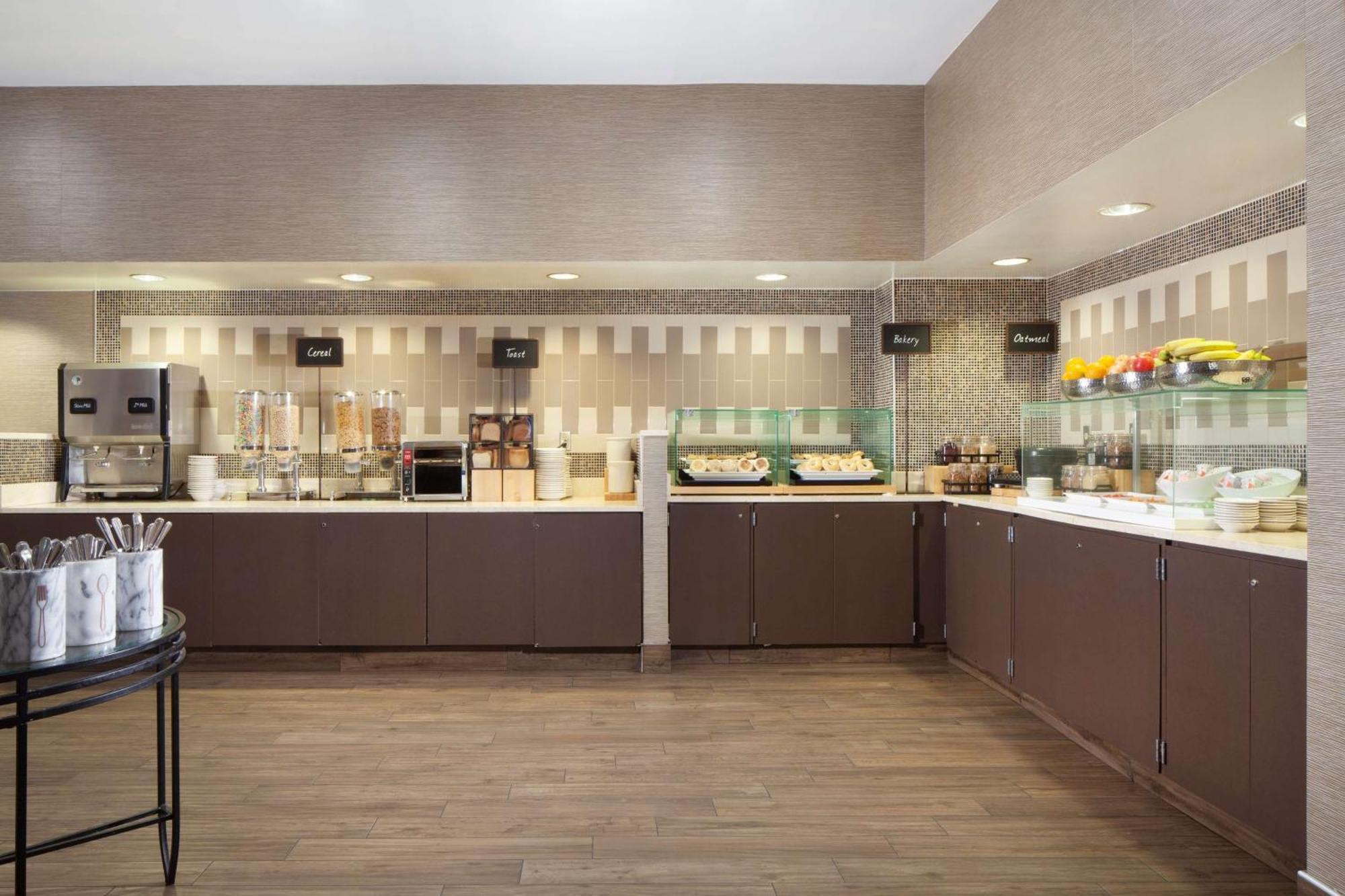 Embassy Suites By Hilton Dallas Near The Galleria מראה חיצוני תמונה
