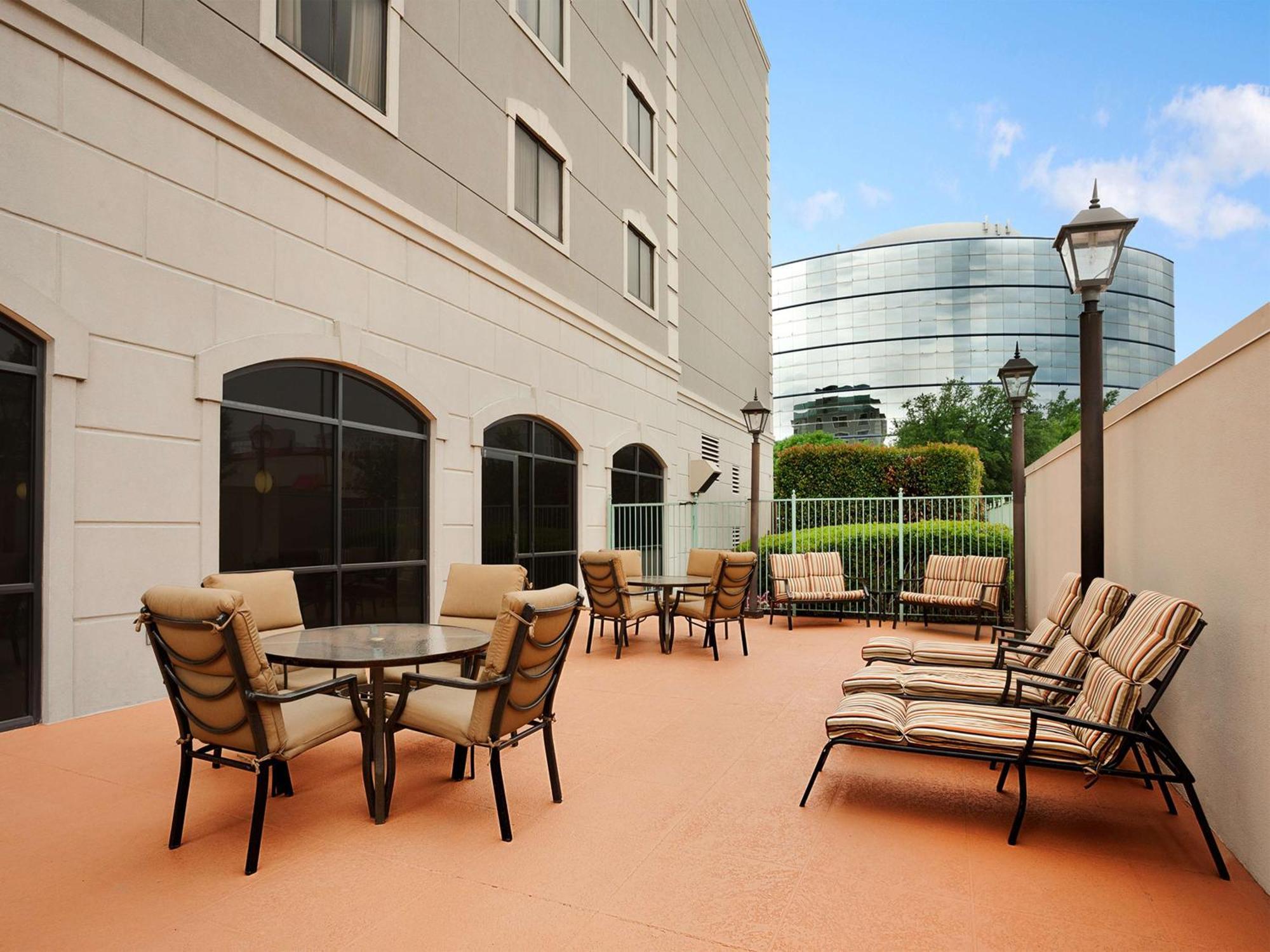 Embassy Suites By Hilton Dallas Near The Galleria מראה חיצוני תמונה